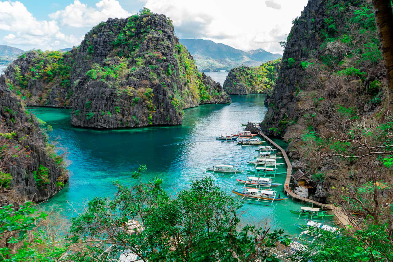 Kayangan Lake em Coron, nas Filipinas.