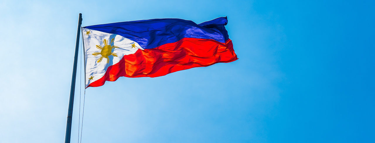 Em sua viagem para as Filipinas você verá muitas bandeiras hasteadas nos barcos e prédios importantes.