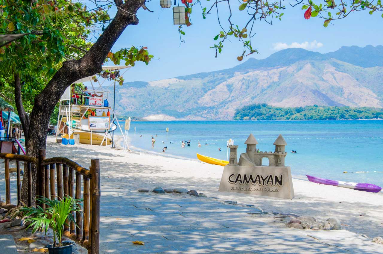 Praia em Subic Bay, nas Filipinas.