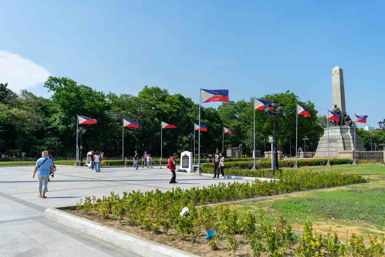 Praça em Manila, capital das Filipinas. 