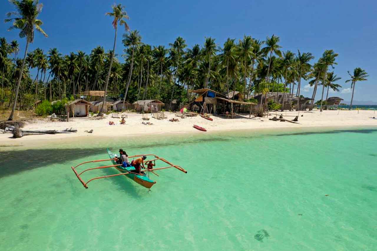 Backpackers Island em El Nido, Filipinas. 