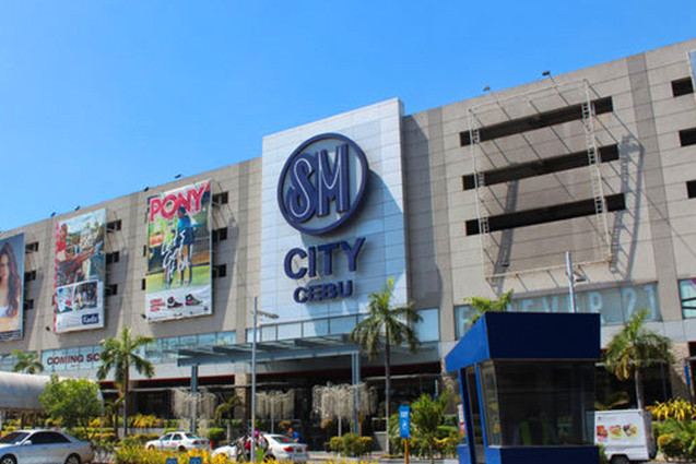 SM City em Cebu. Um dos principais pontos para pegar van para Moalboal. 